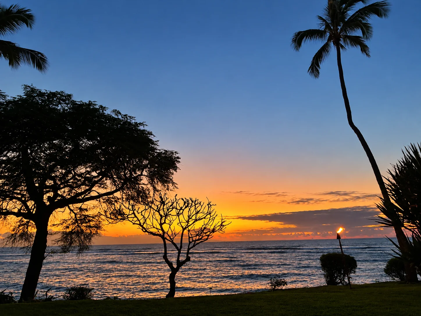 Maui sunset over the Pacific from Kuleana